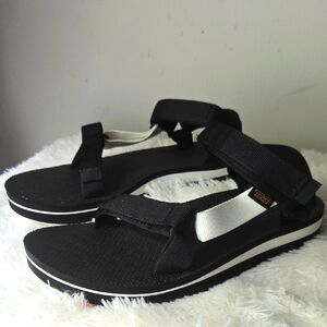 Teva Midform Universal Black and White Universal  Casual Sandals Women's US 11